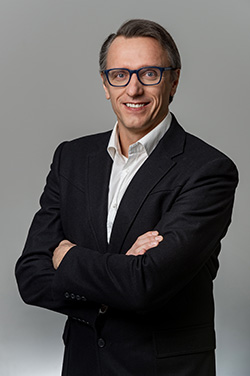 Prof. ucz. dr hab. Robert Małecki